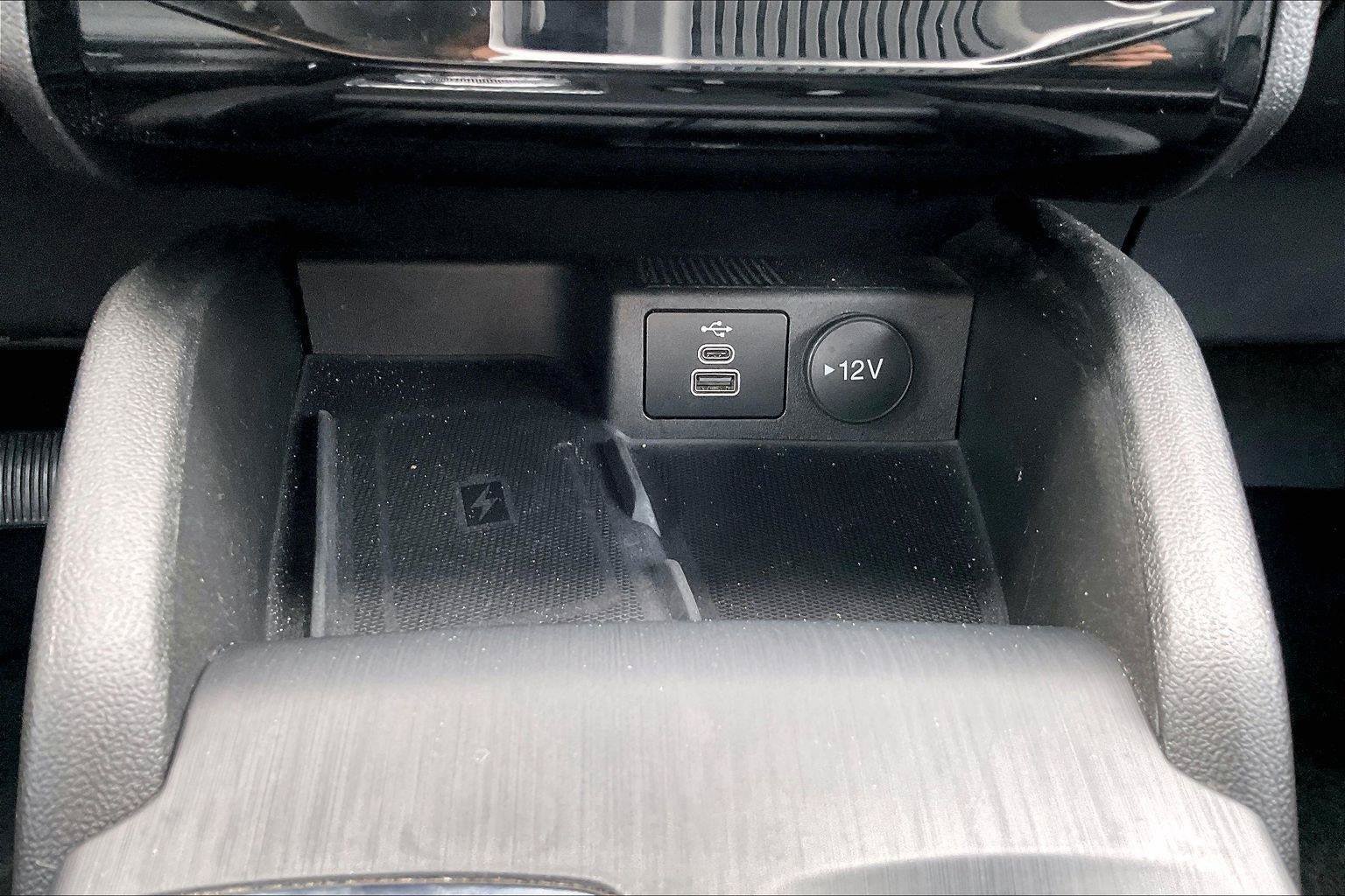 Used 2024 Ford Escape Platinum AWD/4WD image 37
