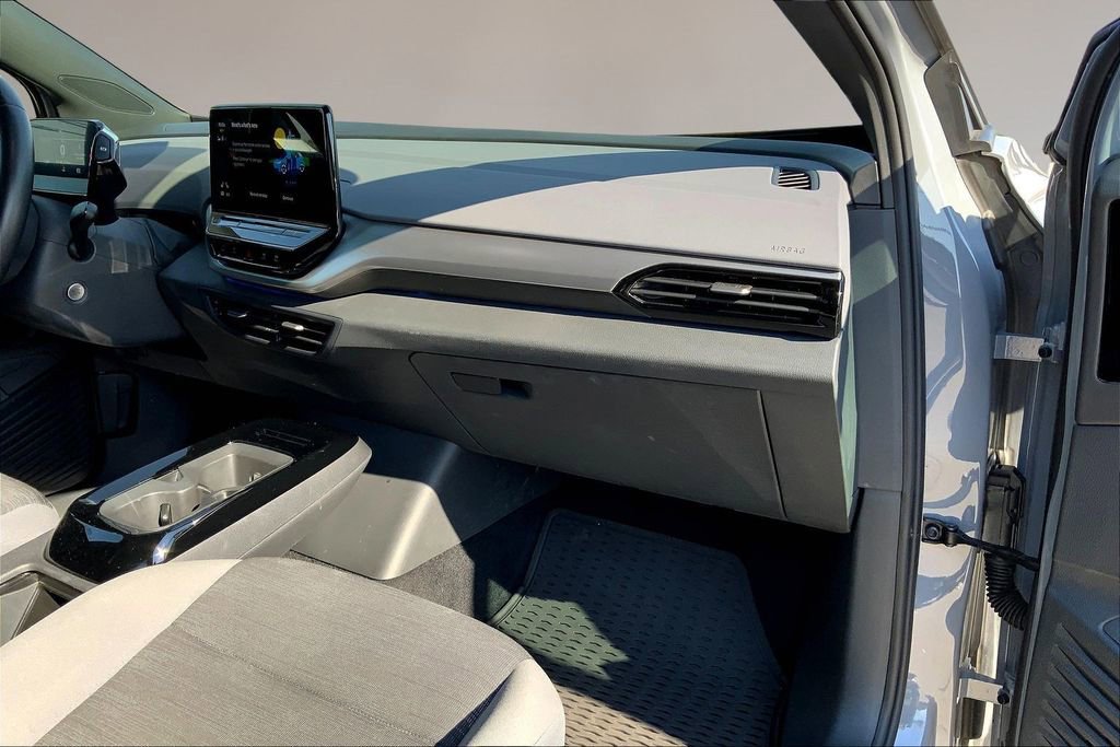 Certified 2022 Volkswagen ID.4 Pro image 17
