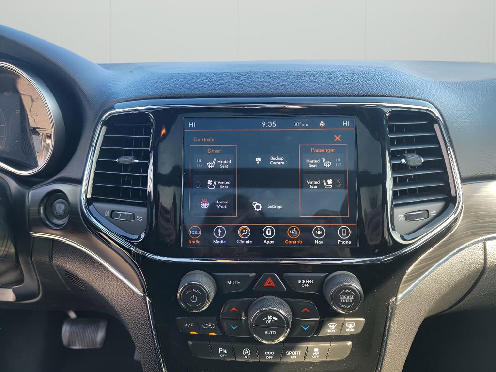 Used 2019 Jeep Grand Cherokee Limited w/ Luxury Group II image 20