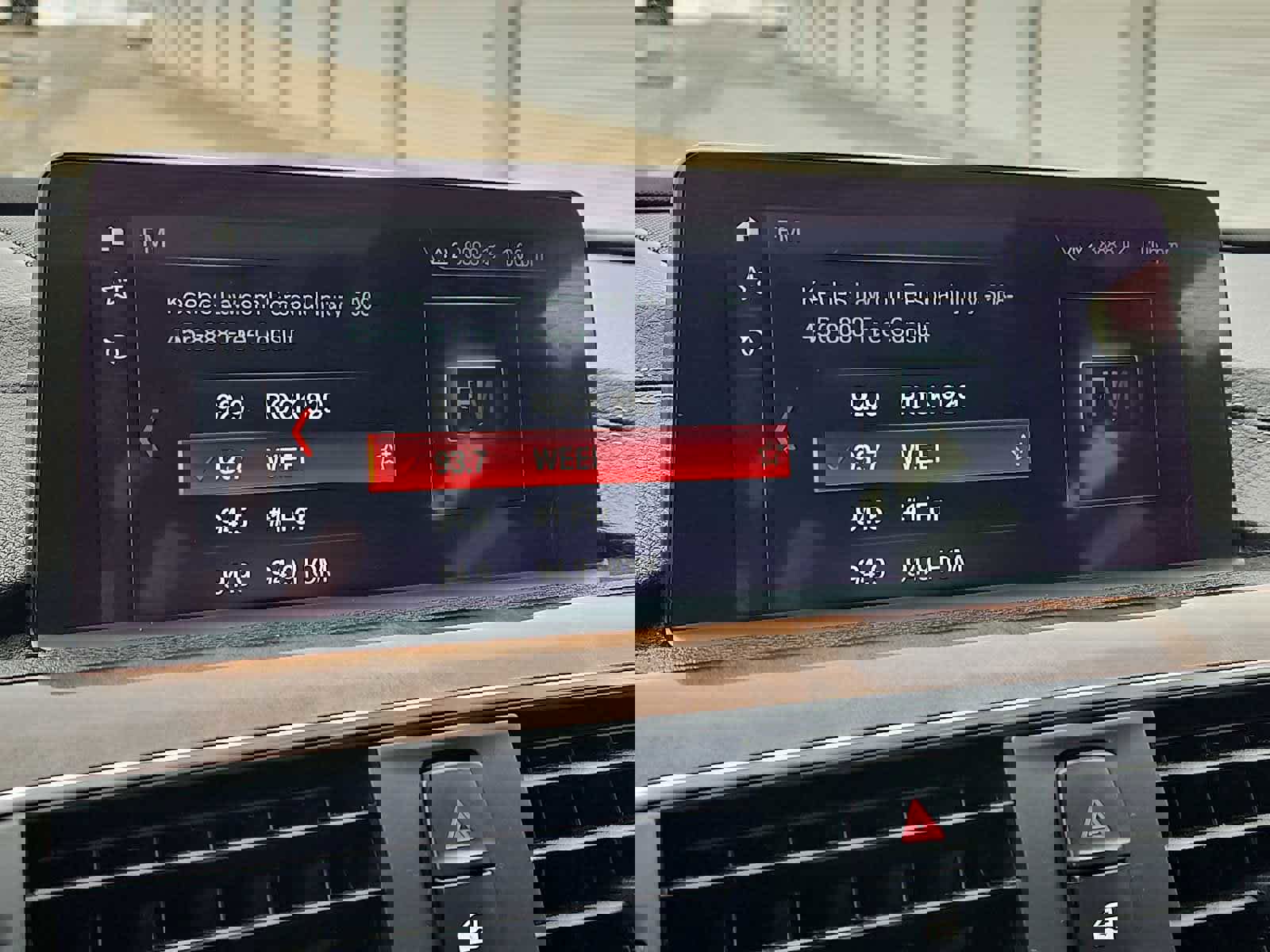 Used 2018 BMW 330i xDrive Sedan w/ Premium Package image 25