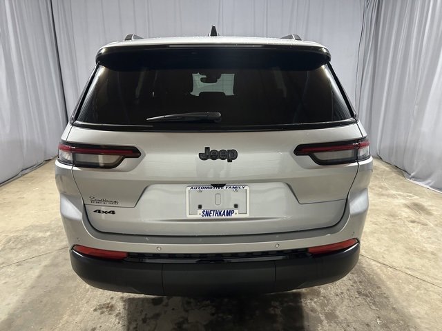 New 2024 Jeep Grand Cherokee L Altitude image 7