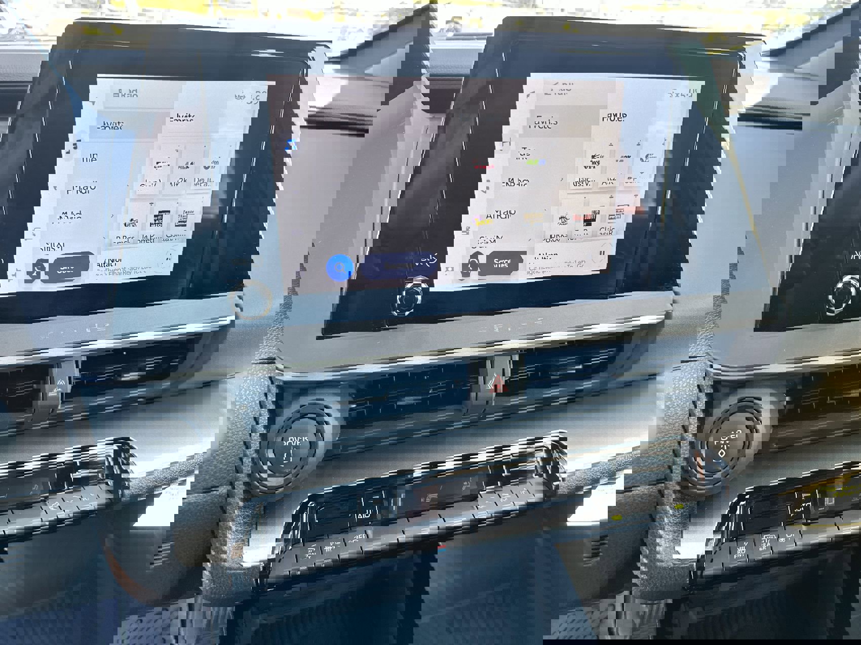 Used 2025 Toyota Prius Limited image 16