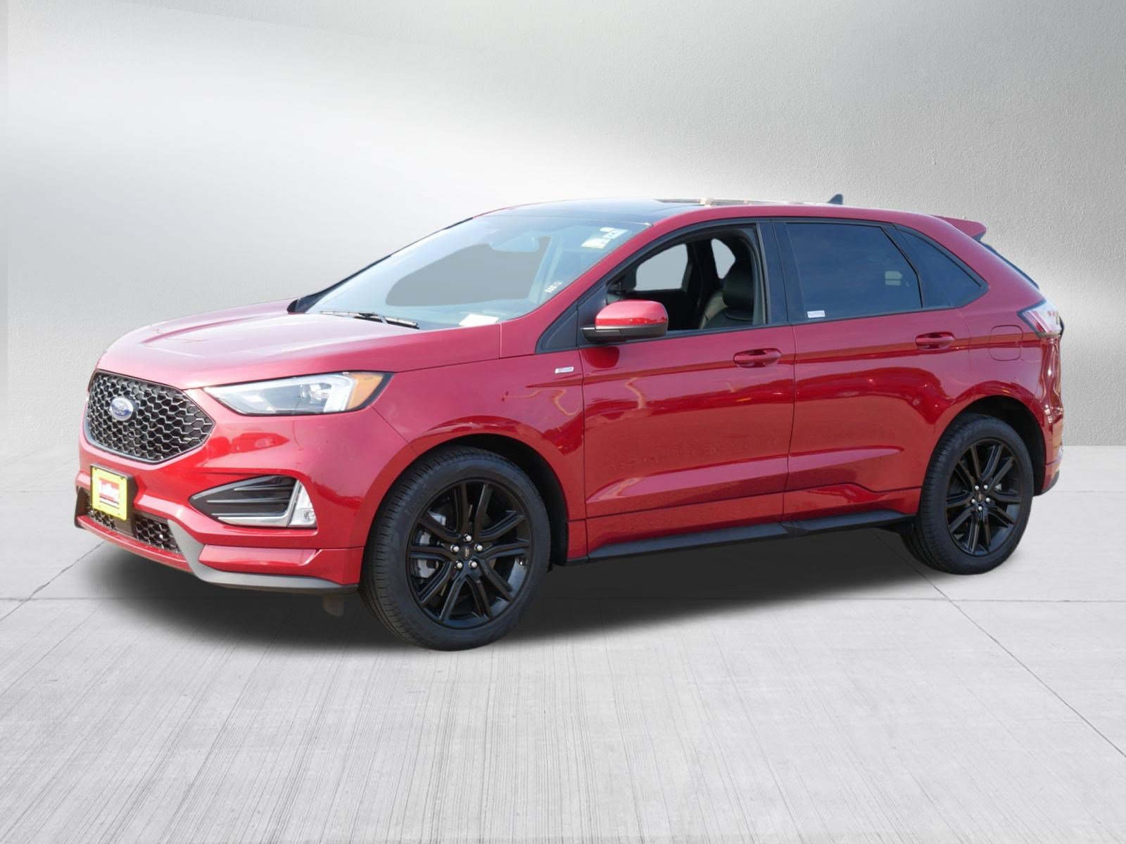Used 2023 Ford Edge ST-Line w/ Class II Trailer Tow Package AWD/4WD image 3