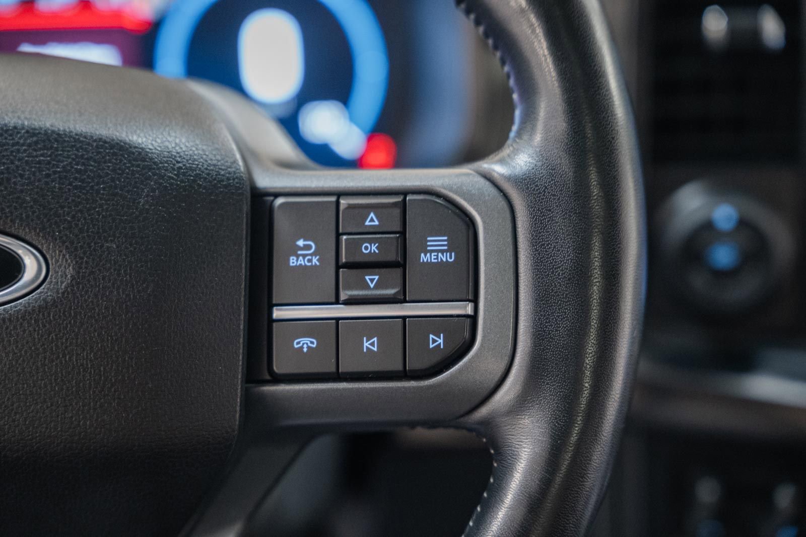 Certified 2022 Ford F150 Lariat w/ Equipment Group 502A High image 35