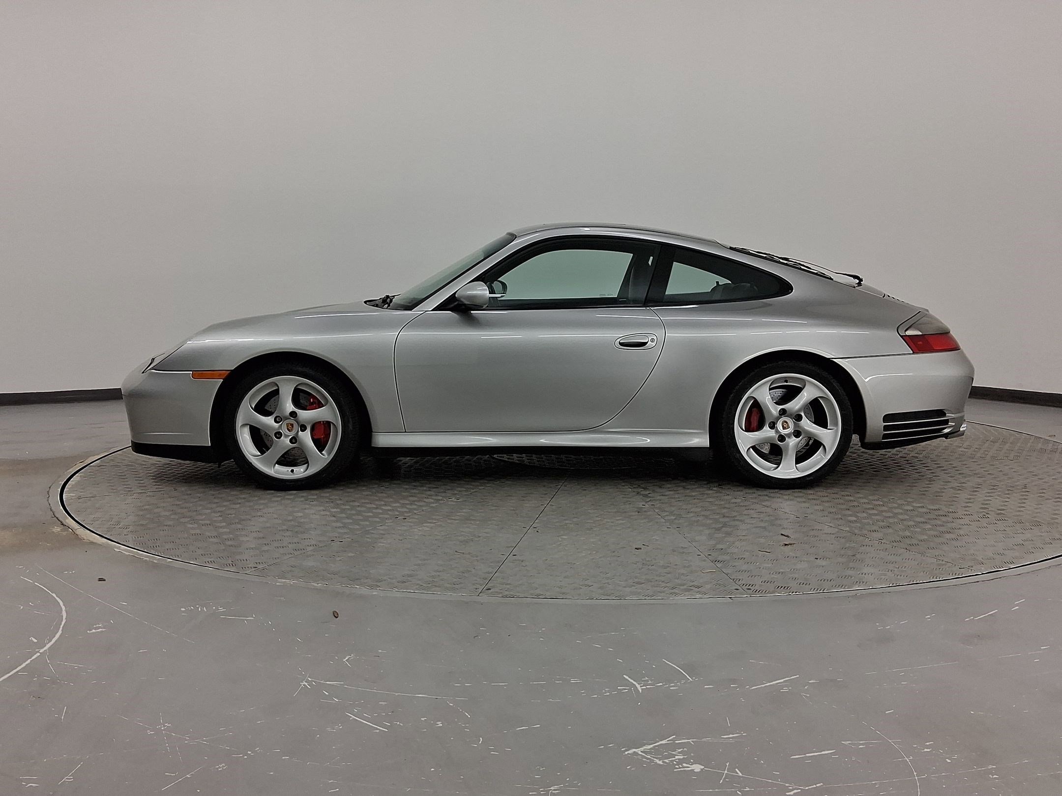 Used 2003 Porsche 911 Carrera 4S image 2