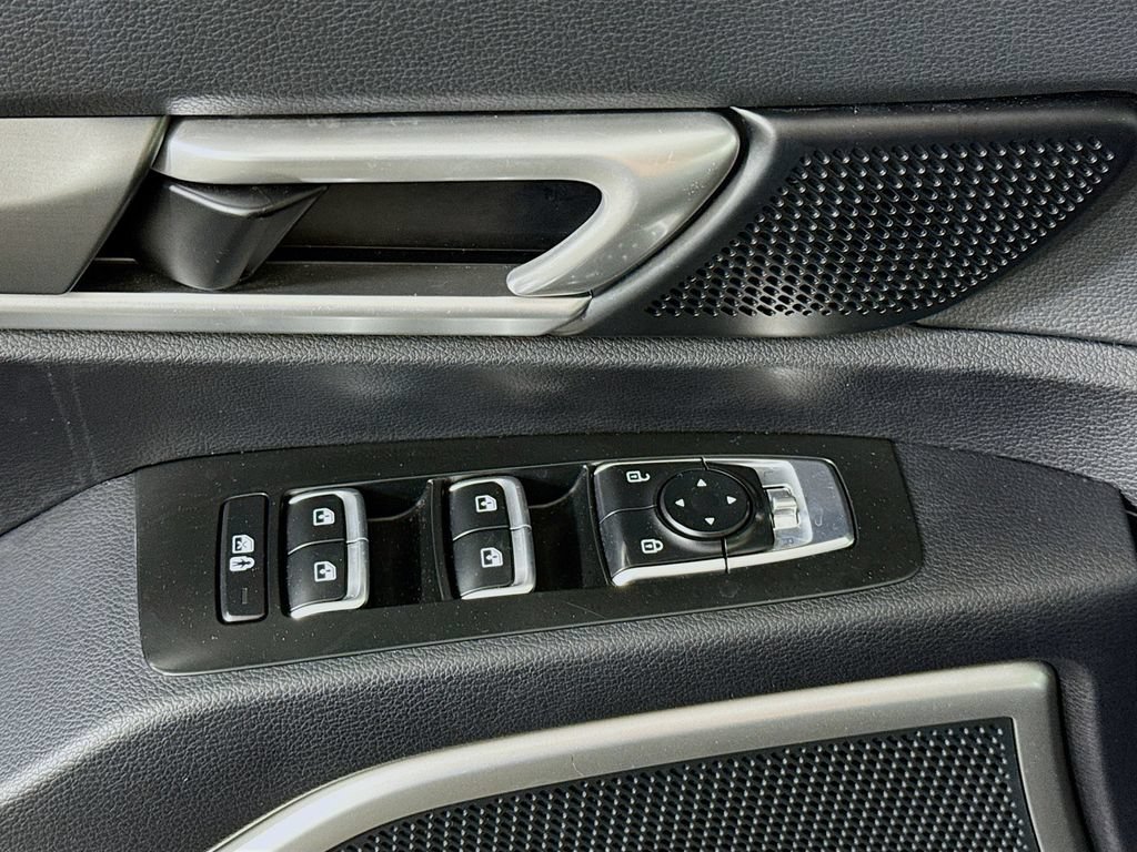 Used 2022 Kia Telluride S AWD/4WD image 24