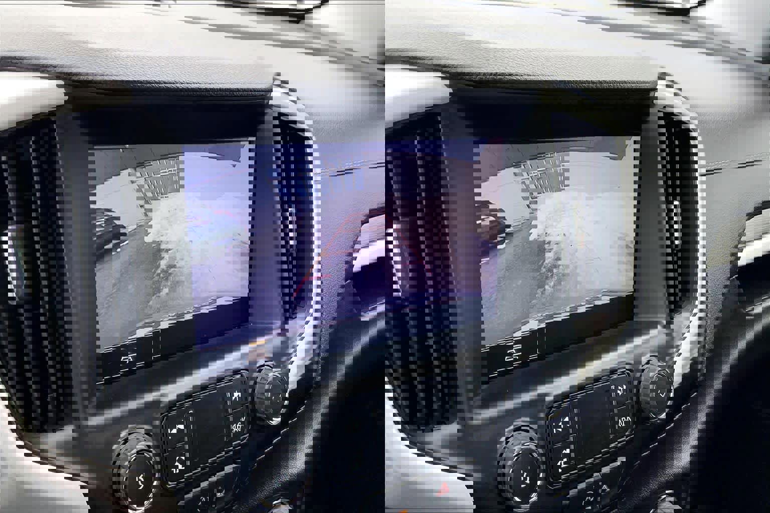 Used 2023 GMC Terrain SLT image 29