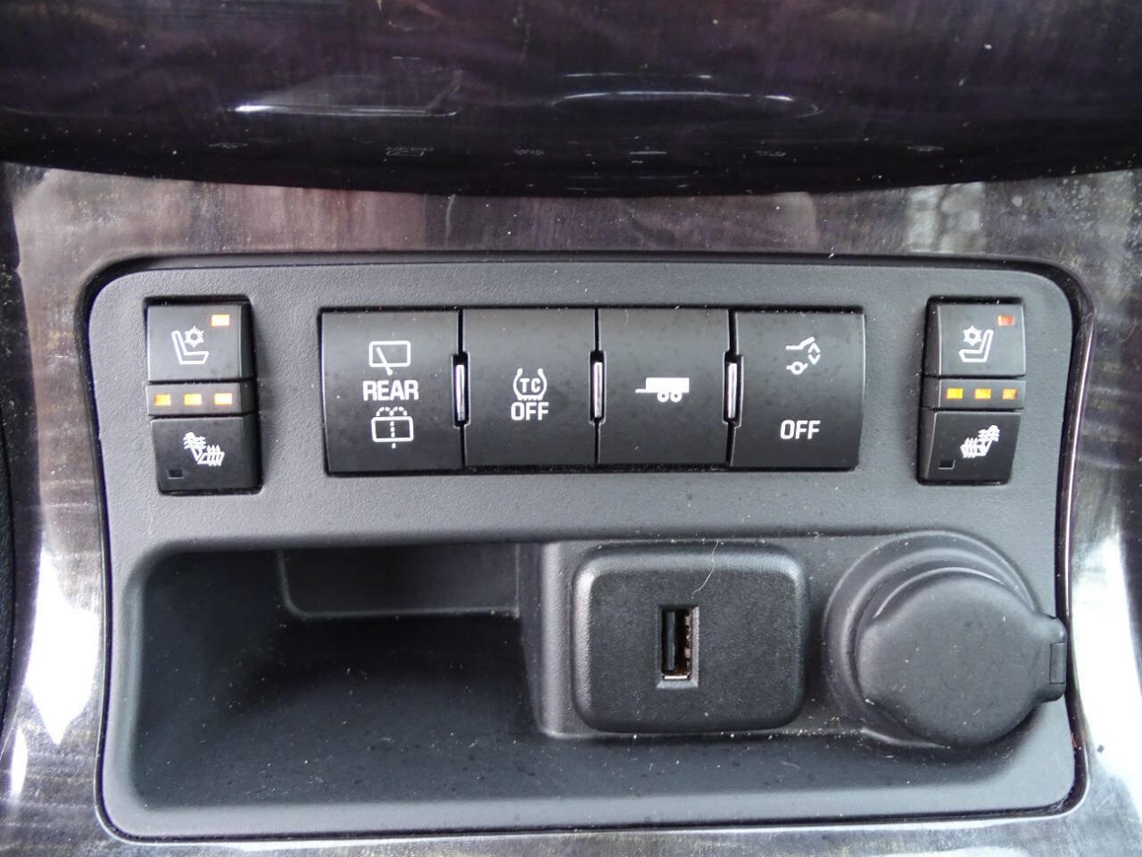 Used 2016 Buick Enclave AWD Premium w/ Experience Buick Package image 34