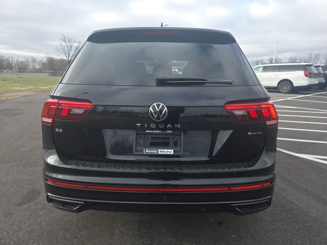 Used 2023 Volkswagen Tiguan SE R-Line image 9