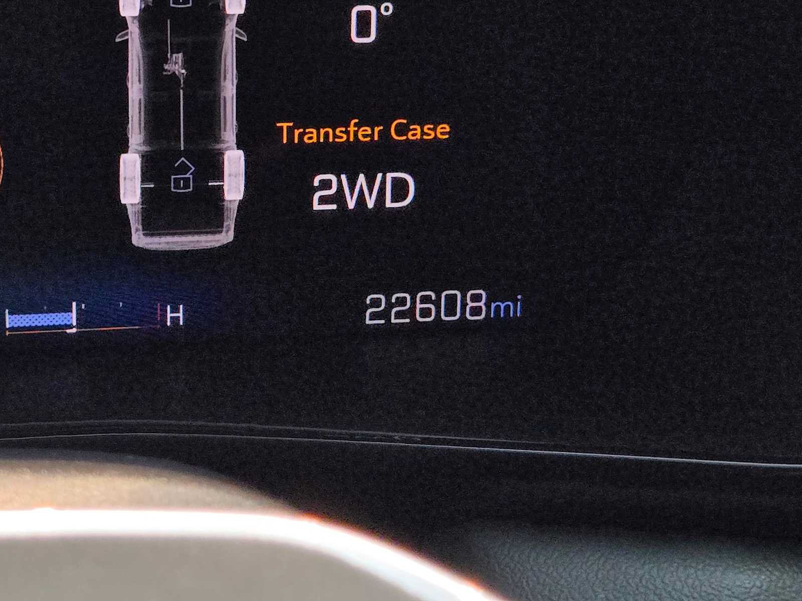 Used 2024 Chevrolet Colorado ZR2 w/ Technology Package AWD/4WD image 27