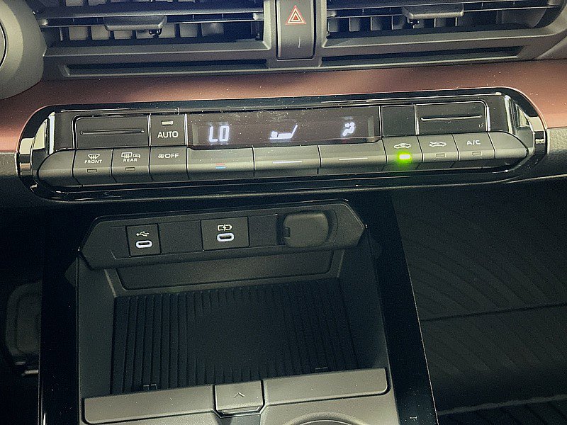 New 2026 Toyota Prius Plug-In Hybrid image 15