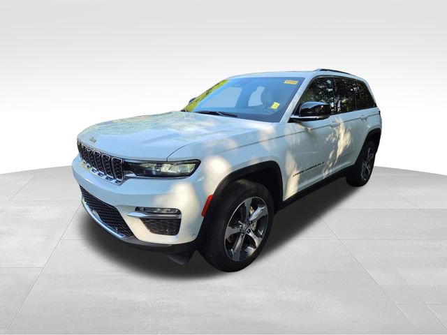 Used 2023 Jeep Grand Cherokee Limited w/ Luxury Tech Group II AWD/4WD image 1