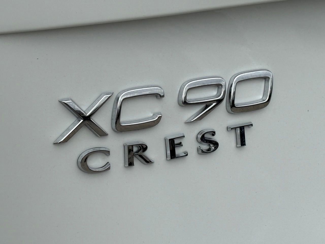 New 2026 Volvo XC90 T8 Plus w/ Protection Package Premier AWD/4WD image 9