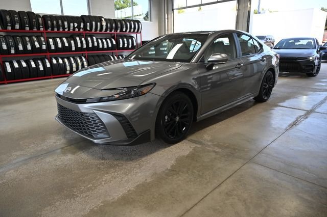 New 2026 Toyota Camry SE FWD image 8