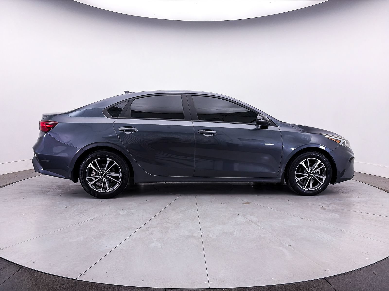 Used 2023 Kia Forte LXS w/ LXS Technology Package FWD image 37