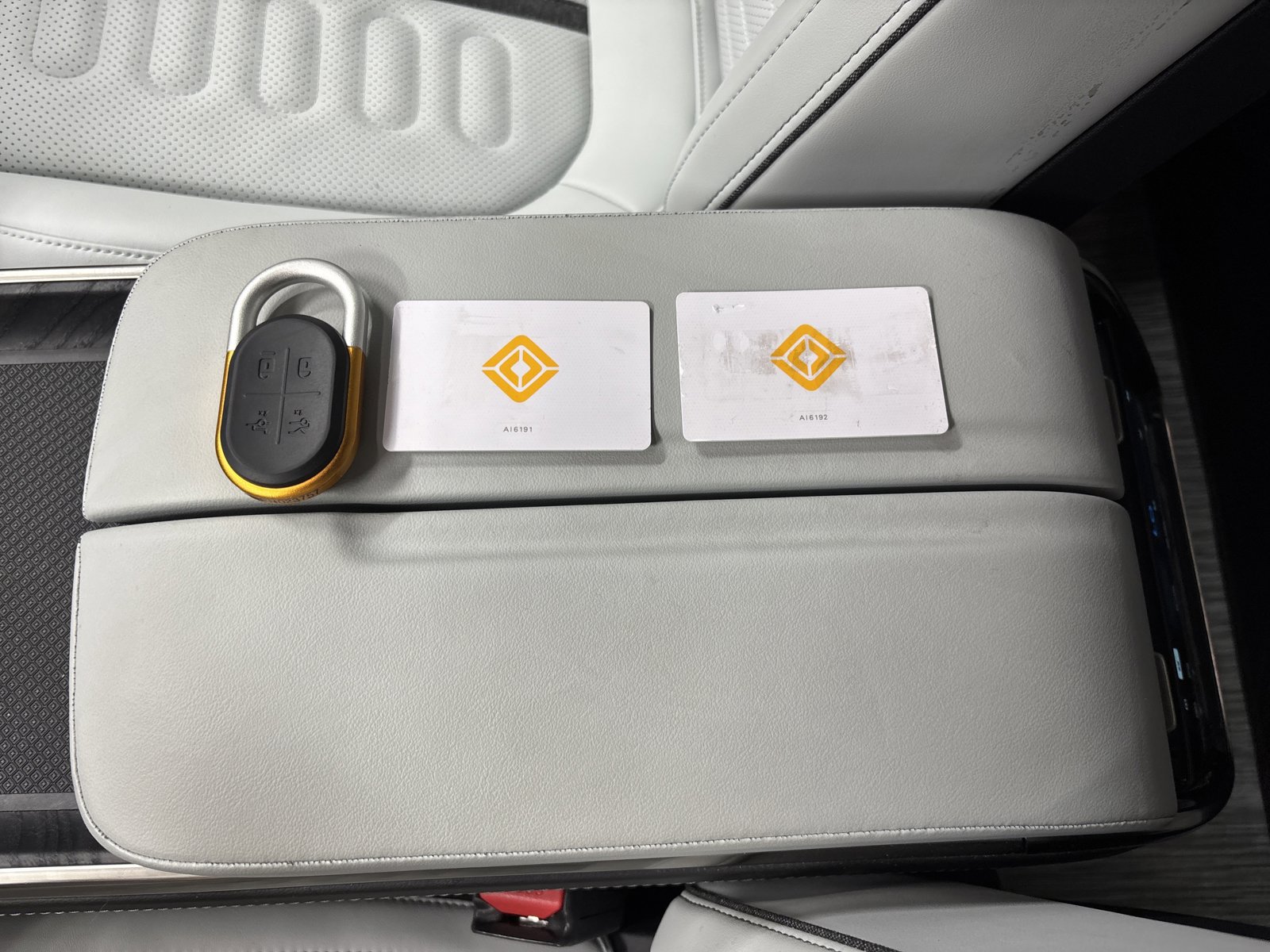 Used 2023 Rivian R1T Adventure image 29