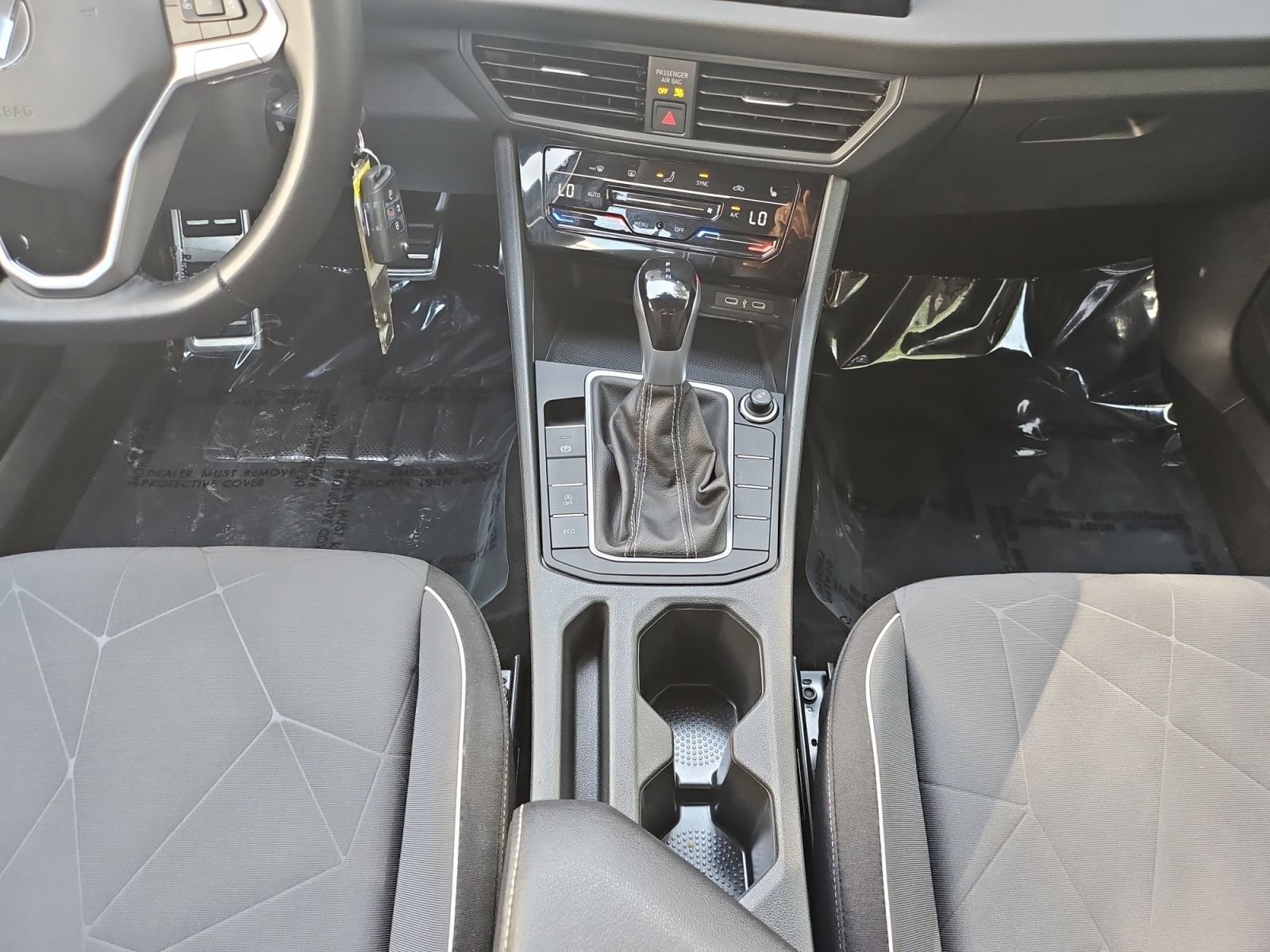 Used 2025 Volkswagen Jetta Sport FWD image 29