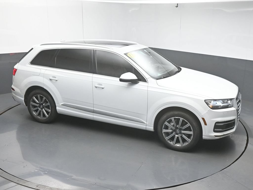 Used 2017 Audi Q7 3.0T Premium Plus w/ Premium Plus Package AWD/4WD image 40