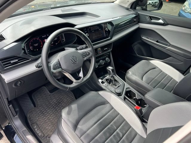 Used 2022 Volkswagen Taos SEL w/ Panoramic Sunroof Package AWD/4WD image 17