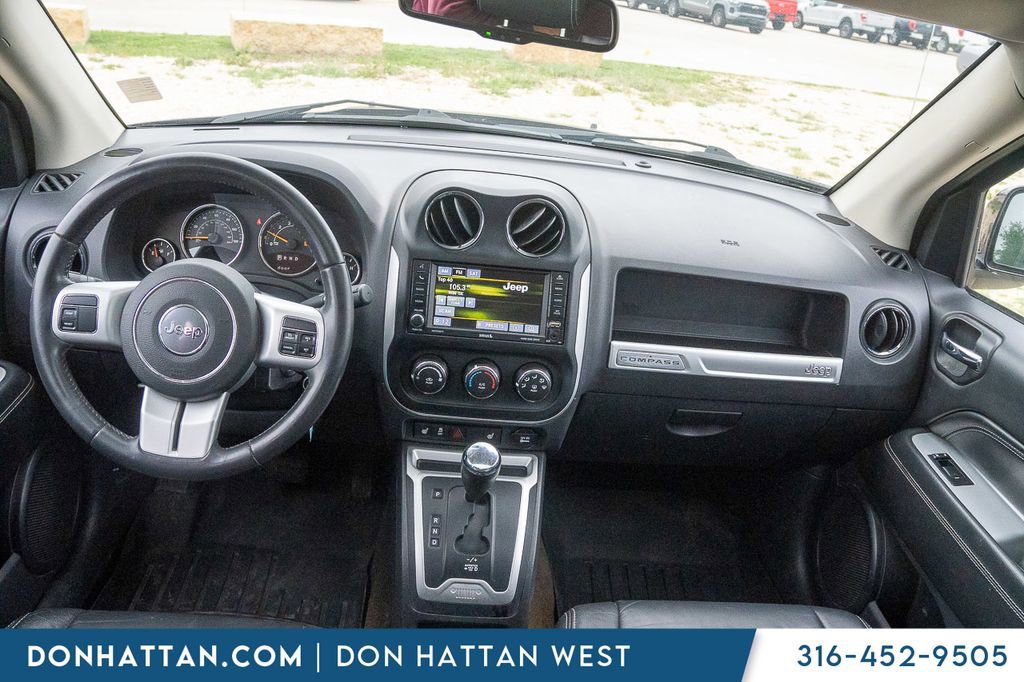 Used 2017 Jeep Compass High Altitude AWD/4WD image 4