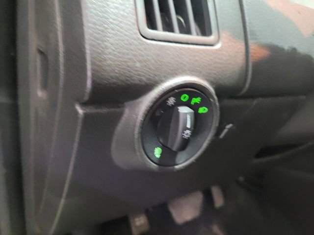 Used 2010 Ford Edge SEL image 38