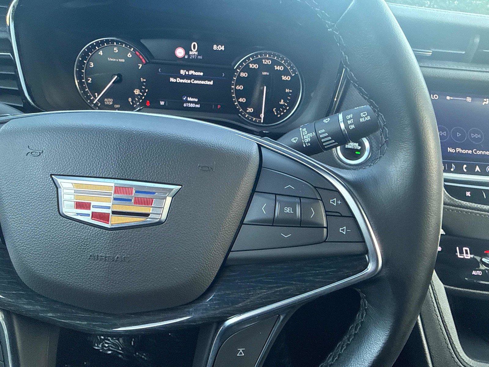 Used 2020 Cadillac XT5 Premium Luxury w/ LPO, Floor Liner Package FWD image 19