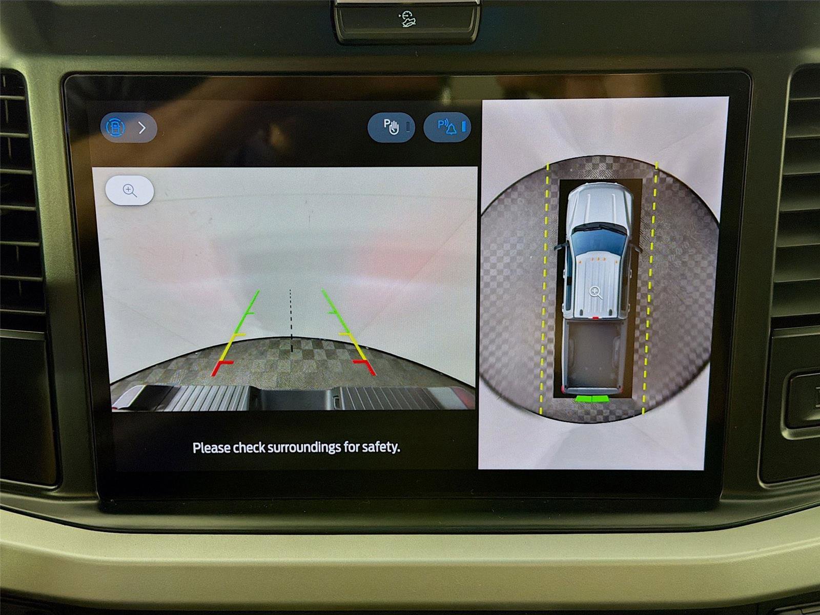 New 2026 Ford F250 XLT w/ XLT Premium Package image 17