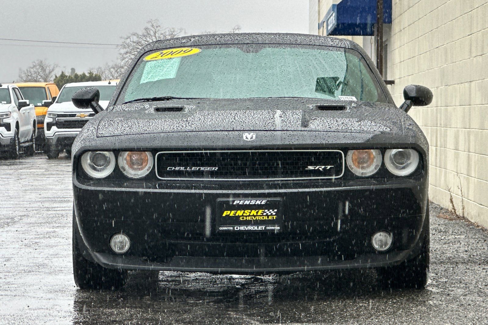 Used 2009 Dodge Challenger SRT8 w/ SRT Option Group II image 9