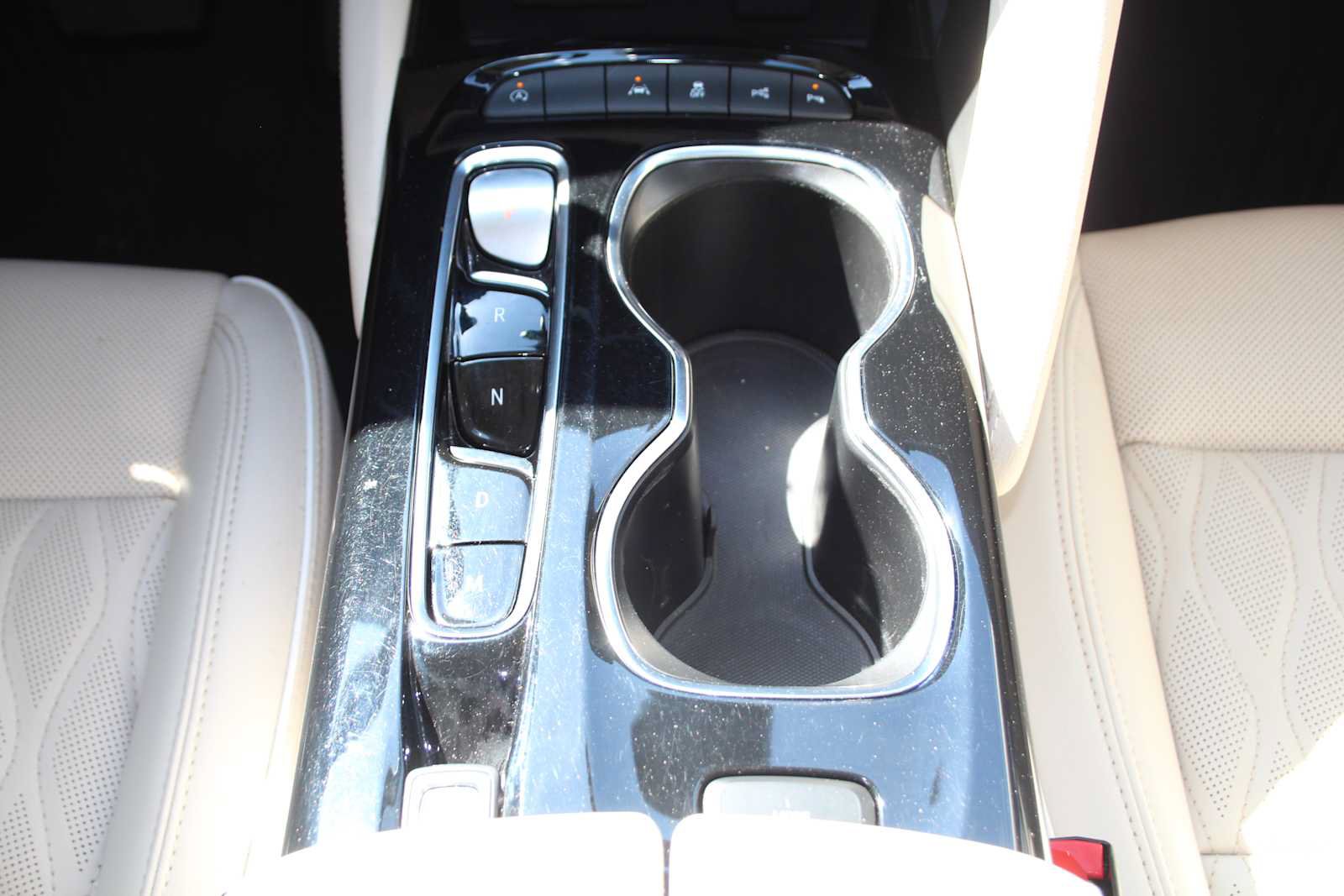 Used 2023 Buick Envision Avenir FWD image 31