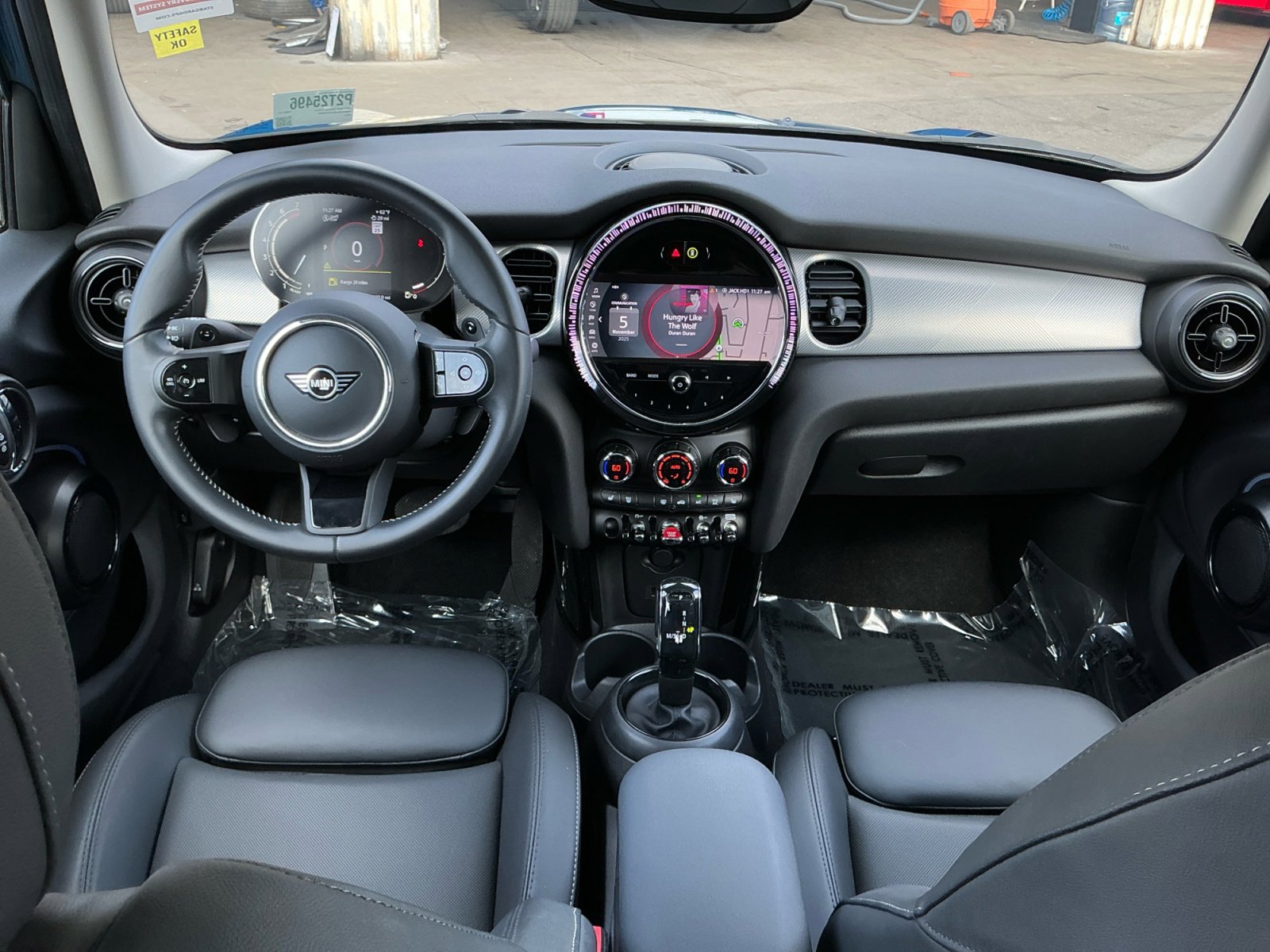 Used 2023 MINI Cooper S image 18