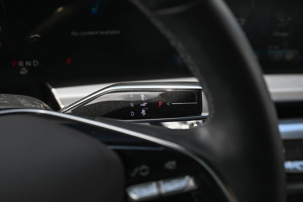 Used 2024 Cadillac Lyriq Sport RWD image 17