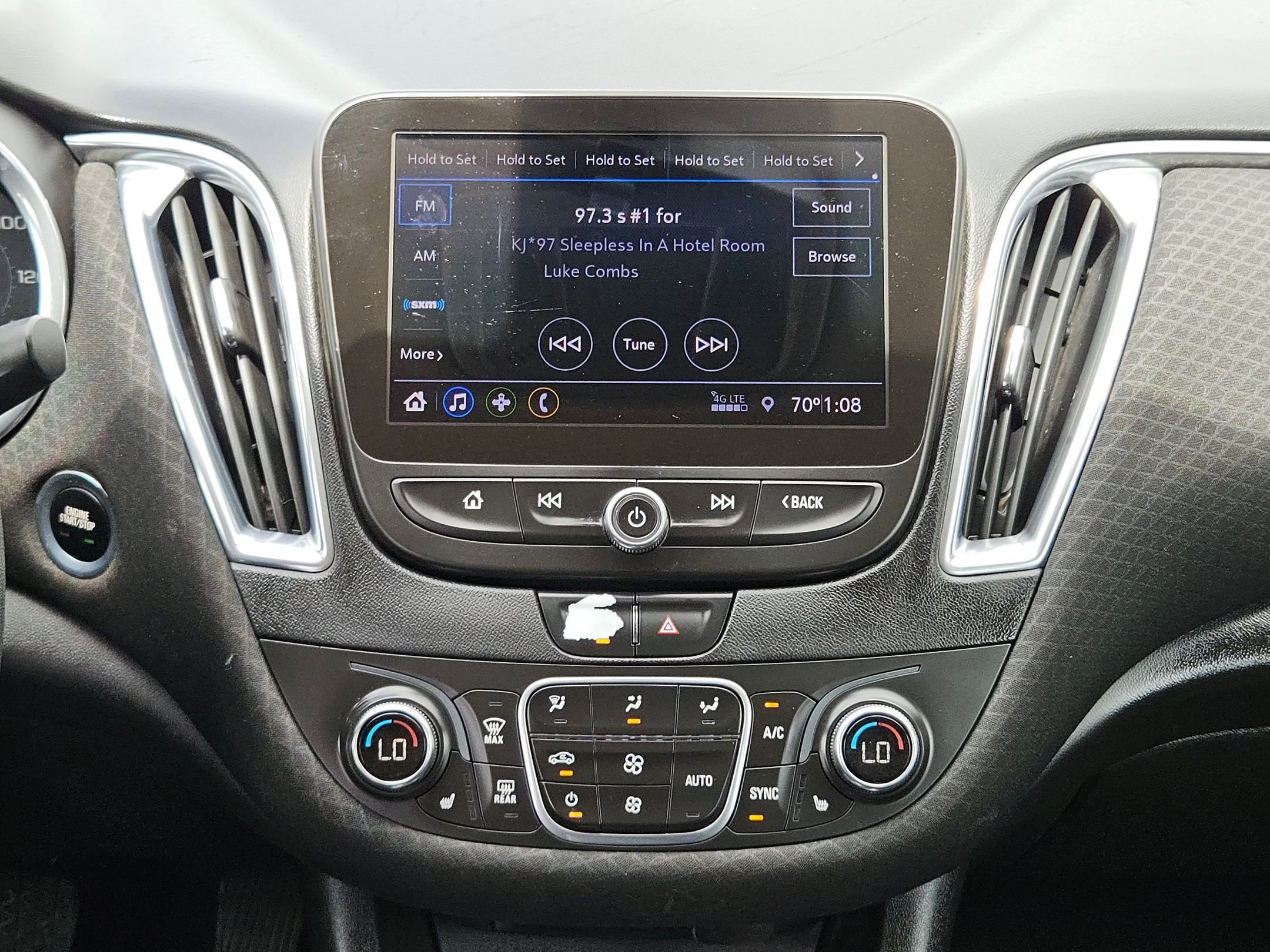 Used 2020 Chevrolet Malibu LT image 17