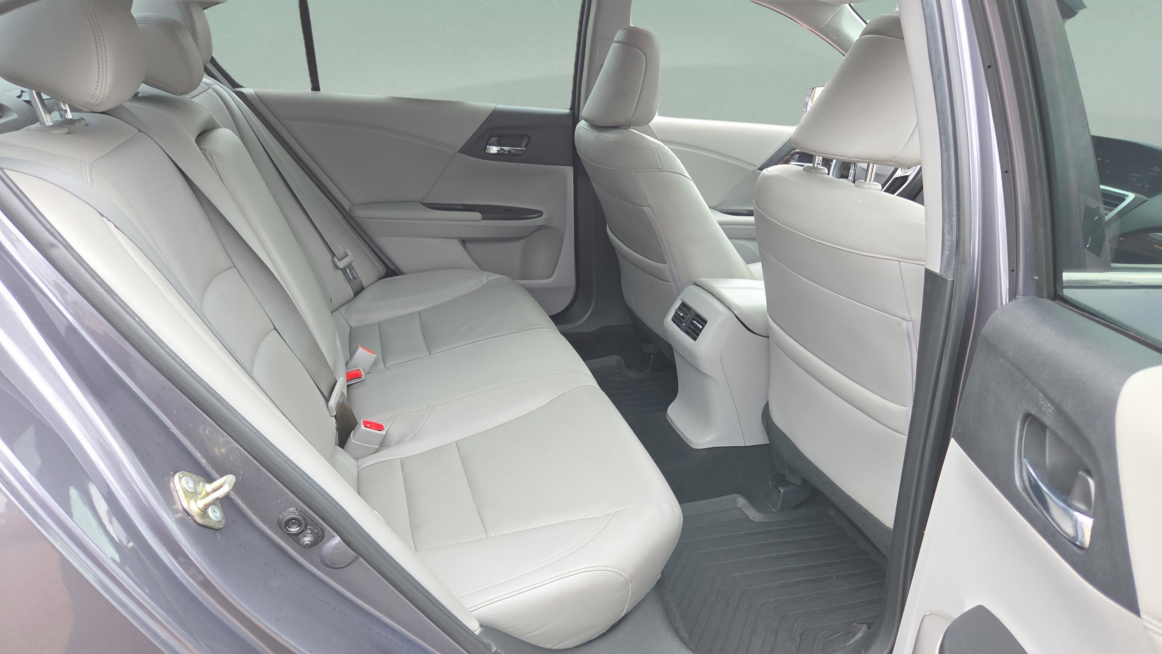 Used 2016 Honda Accord EX-L image 15