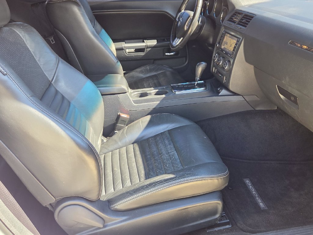 Used 2013 Dodge Challenger R/T Plus RWD image 16