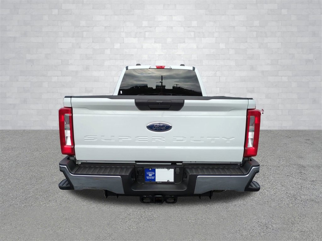 Used 2024 Ford F250 XLT image 5