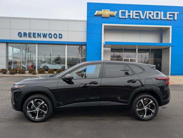 Used 2024 Chevrolet Trax RS image 2