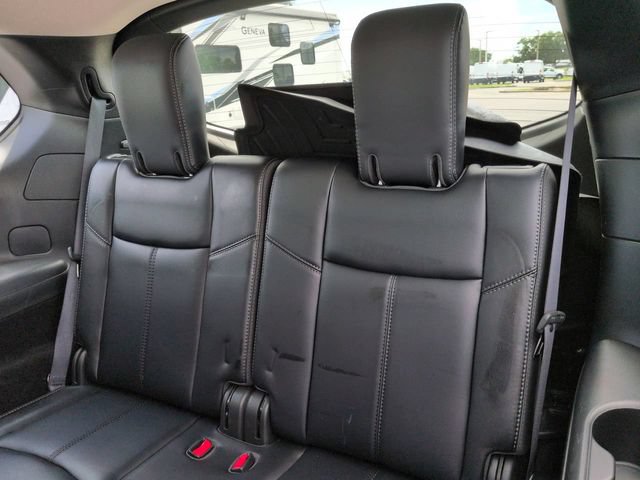 Used 2020 Nissan Pathfinder SL w/ Cargo Package FWD image 14