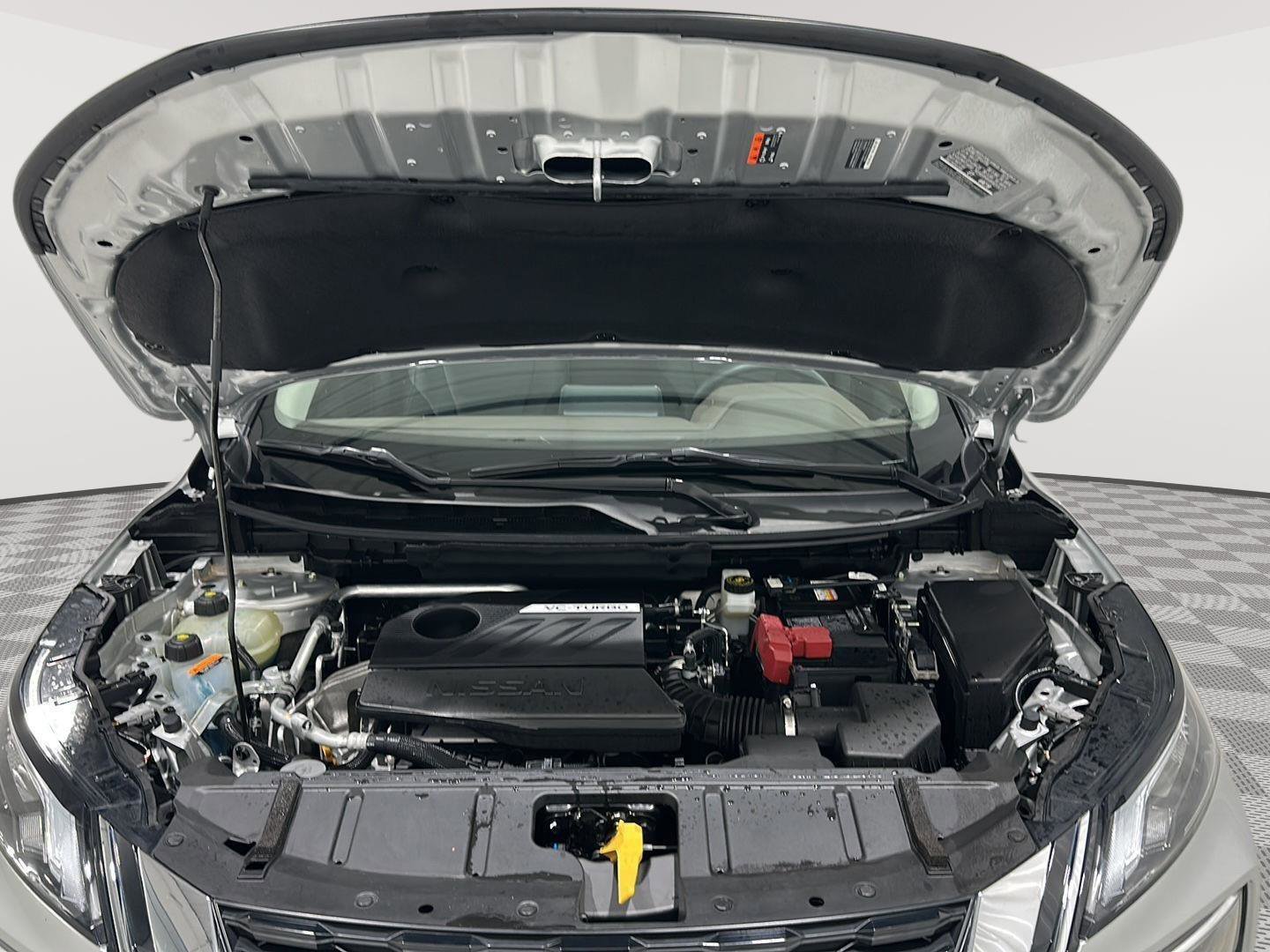 Used 2023 Nissan Rogue SV image 29