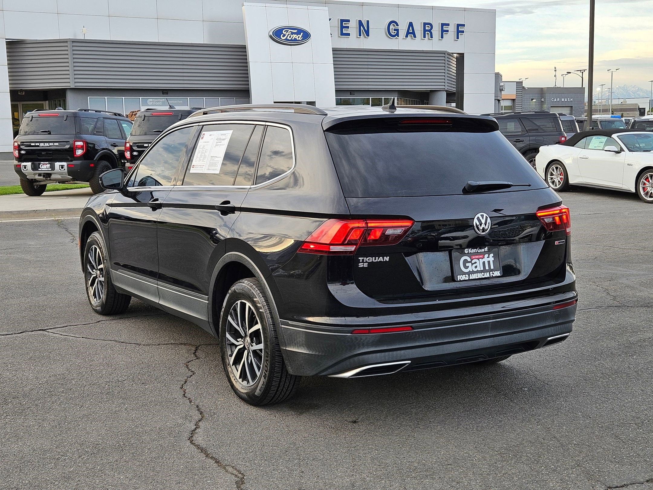 Used 2019 Volkswagen Tiguan SE image 8