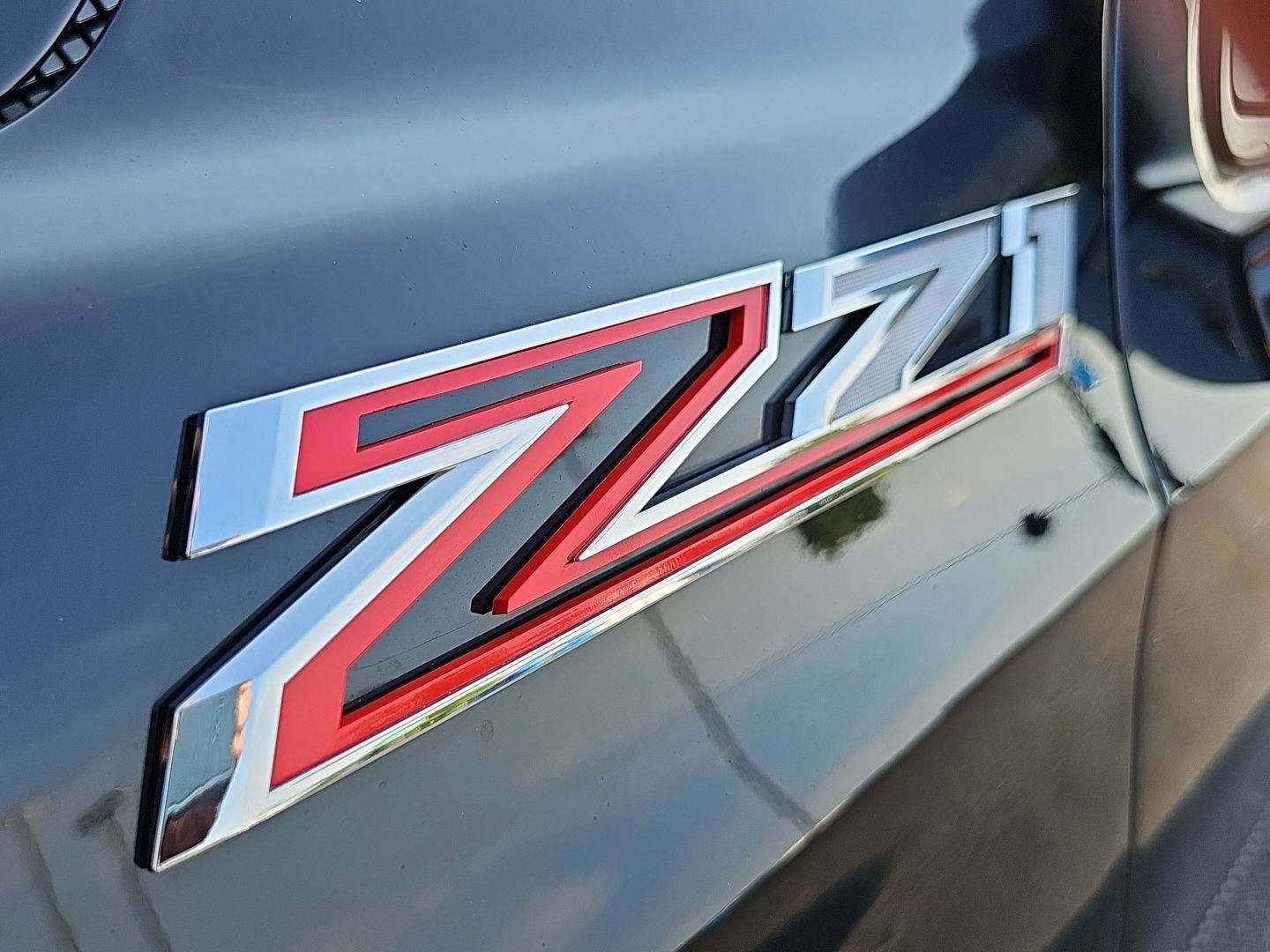 Used 2025 Chevrolet Tahoe Z71 AWD/4WD image 34