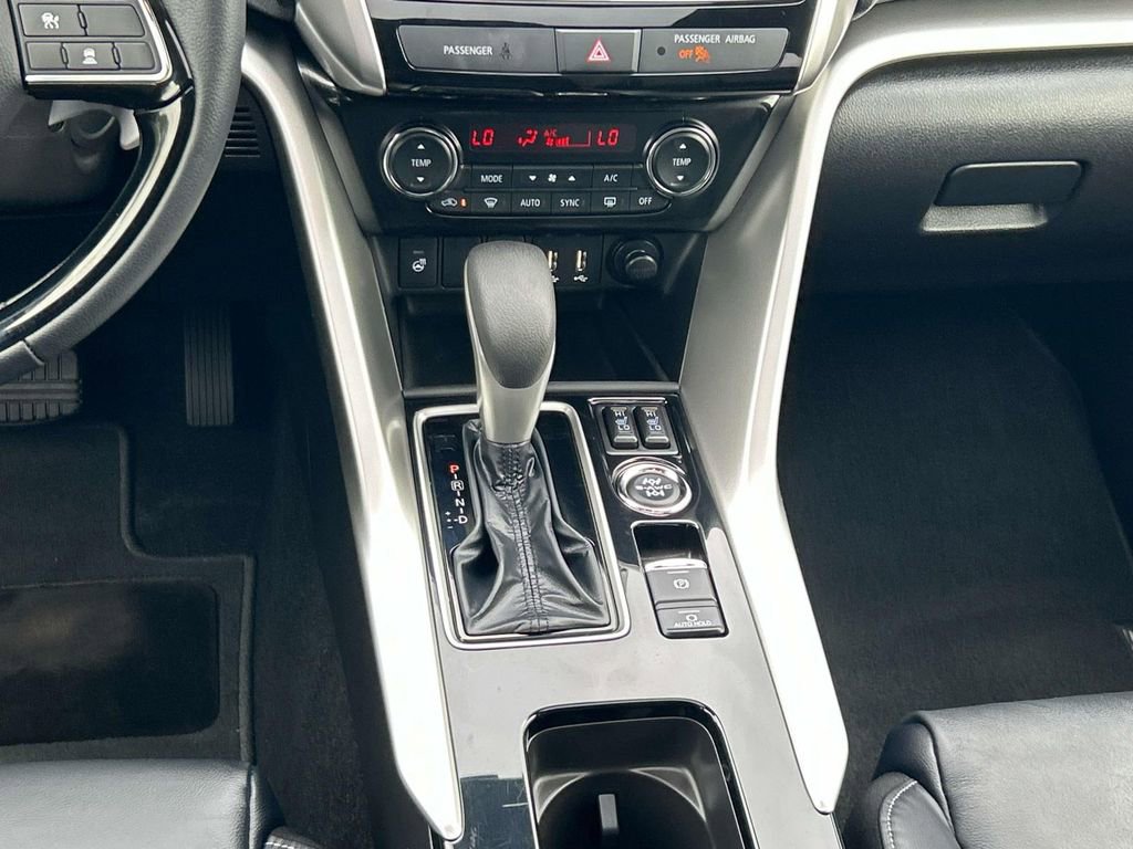 Used 2025 Mitsubishi Eclipse Cross SEL image 21