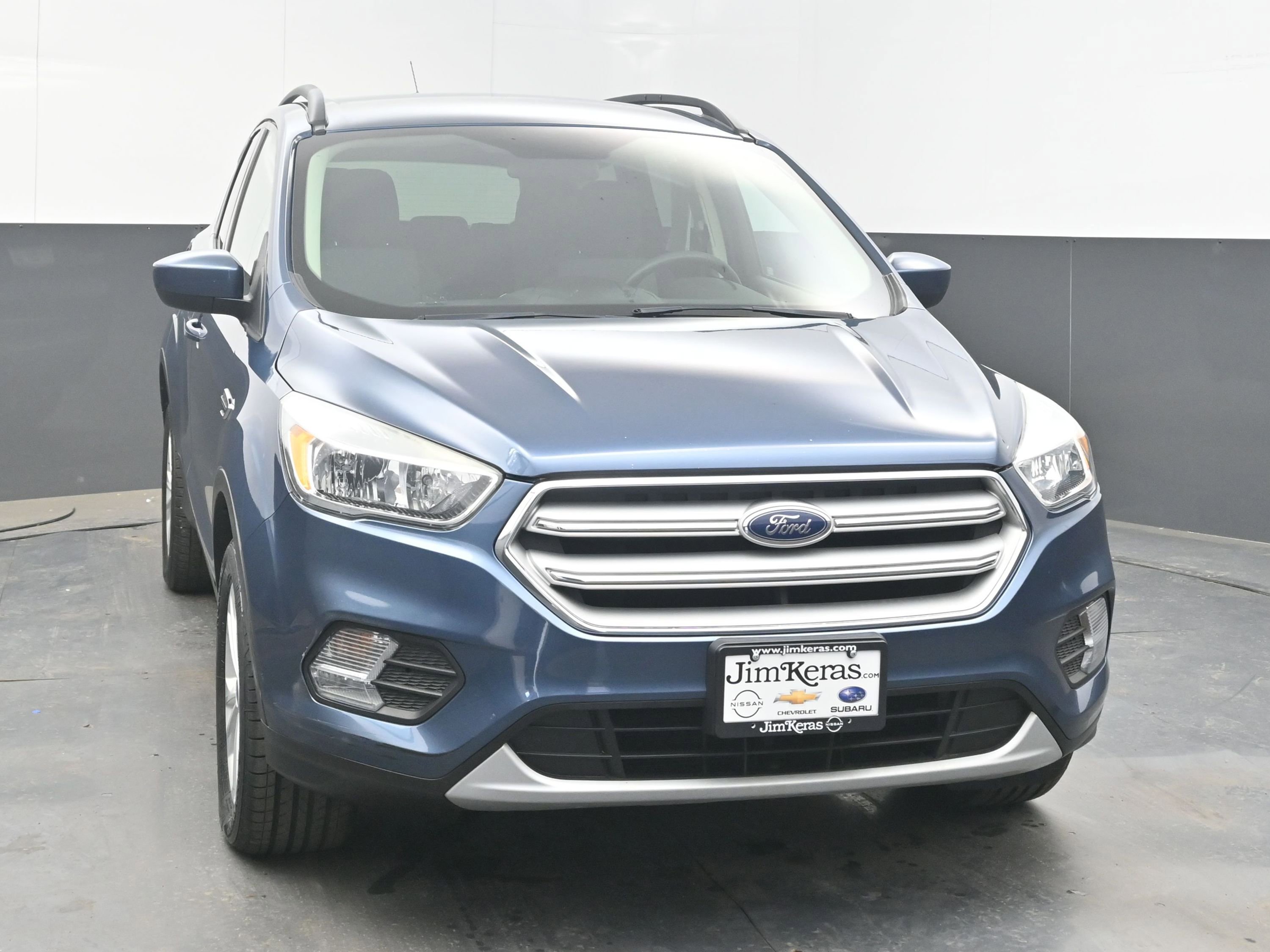 Used 2018 Ford Escape SE image 2