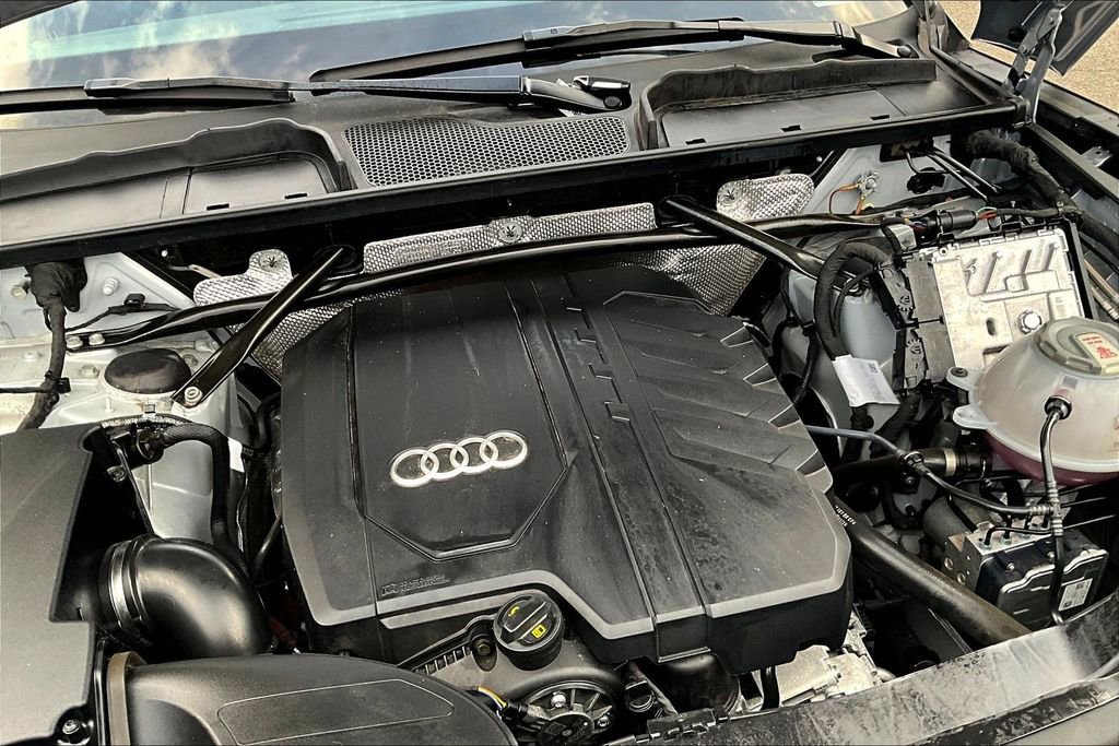 Used 2023 Audi Q5 2.0T Premium w/ Convenience Package image 31