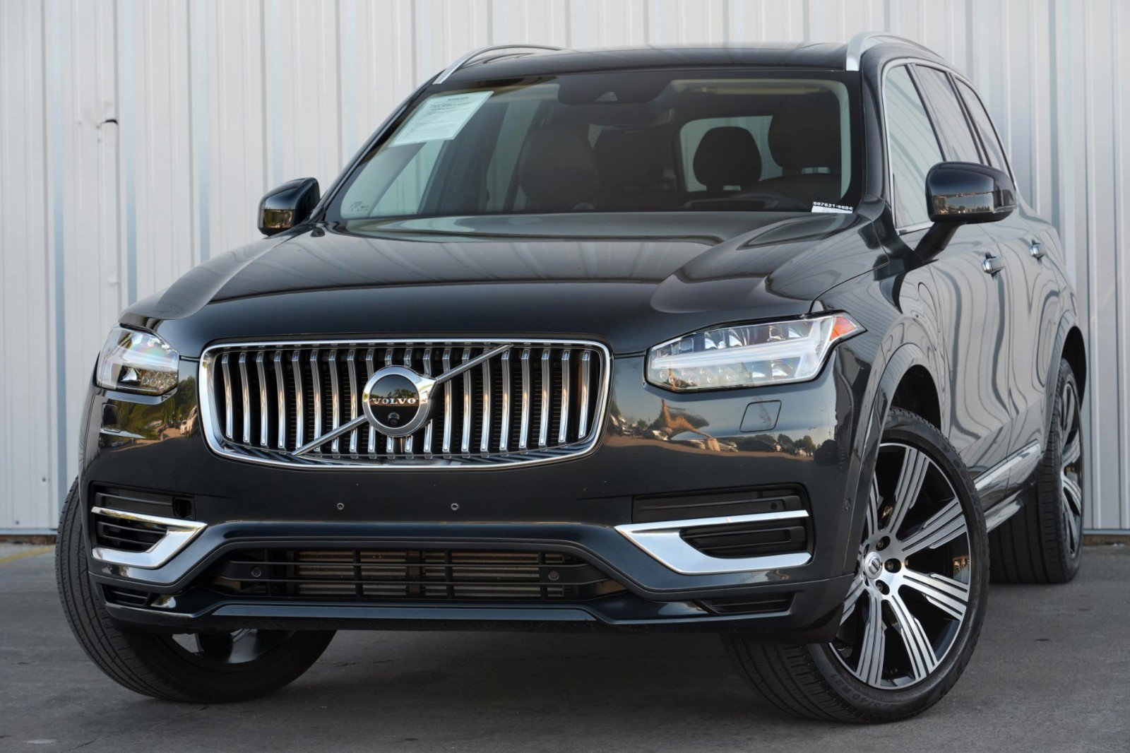Used 2021 Volvo XC90 T8 Inscription w/ Advanced Package AWD/4WD image 3