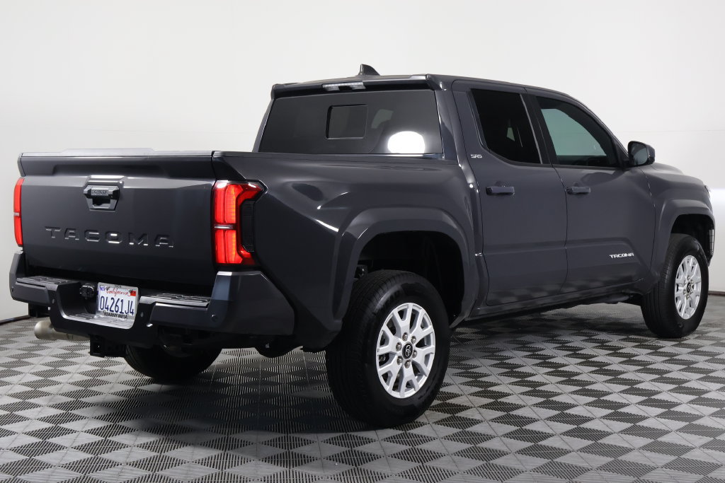 Used 2025 Toyota Tacoma SR5 w/ SR5 Upgrade Package RWD image 4