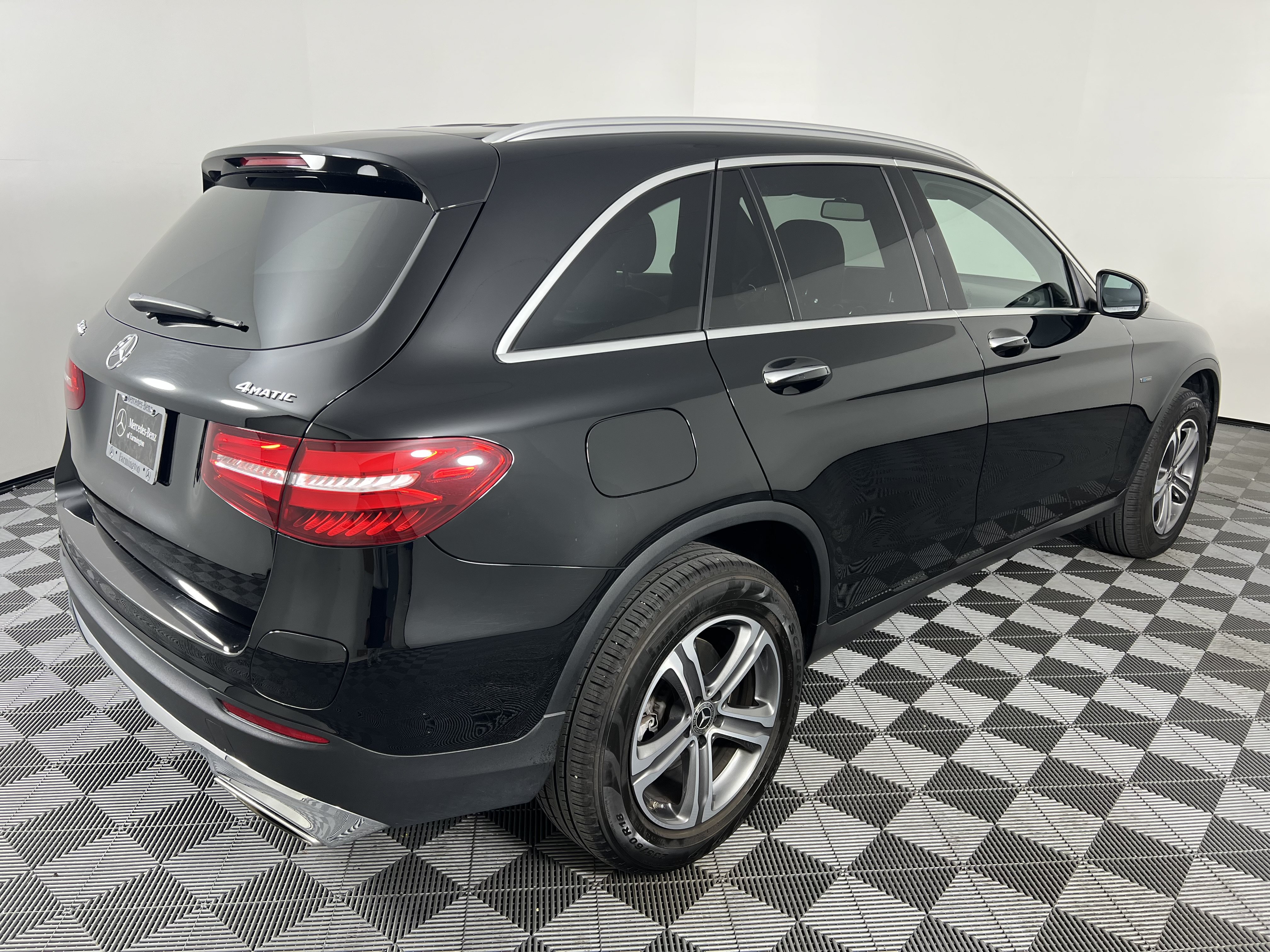 Used 2019 Mercedes-Benz GLC 350e 4MATIC image 14