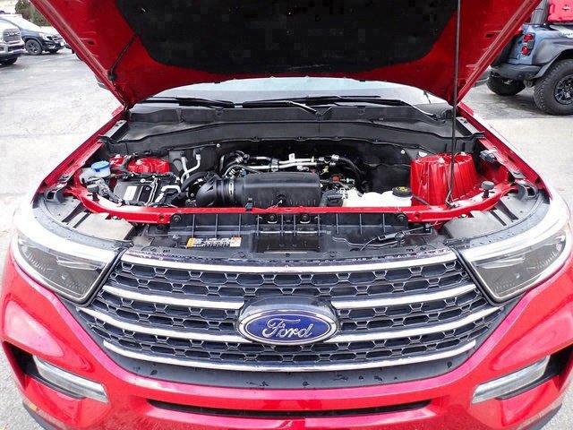 Used 2023 Ford Explorer XLT w/ Equipment Group 202A image 14