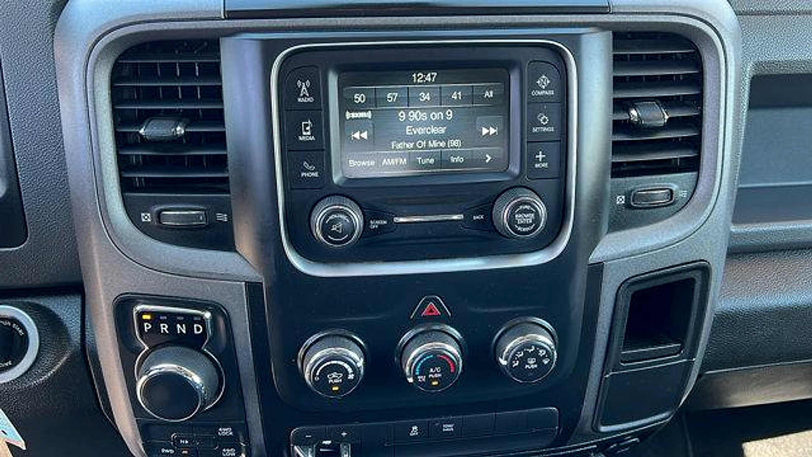 Used 2019 RAM 1500 Express image 18