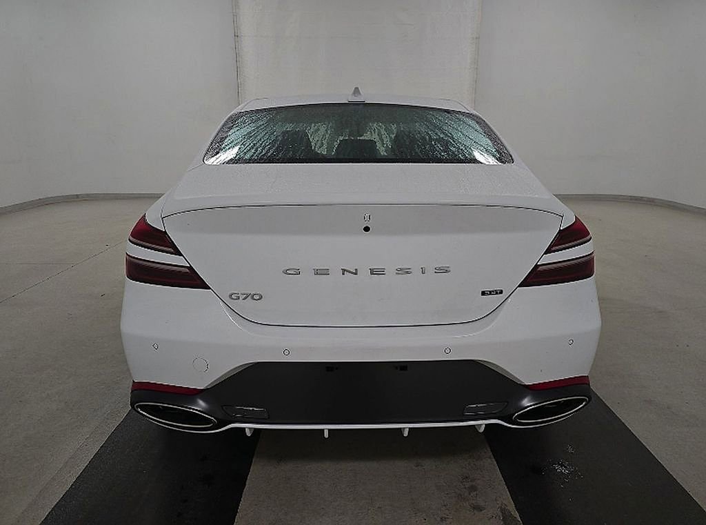 Used 2026 Genesis G70 3.3T Sport Prestige image 13