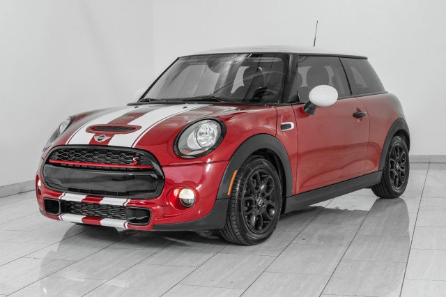 Used 2017 MINI Cooper S image 4